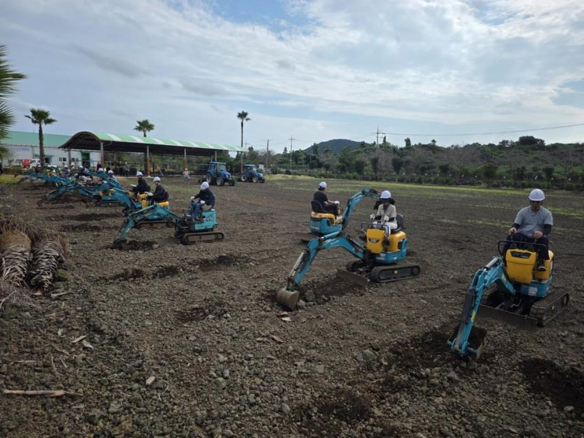 농업기계 교육으로 영농 효율 높이고 안전의식 강화